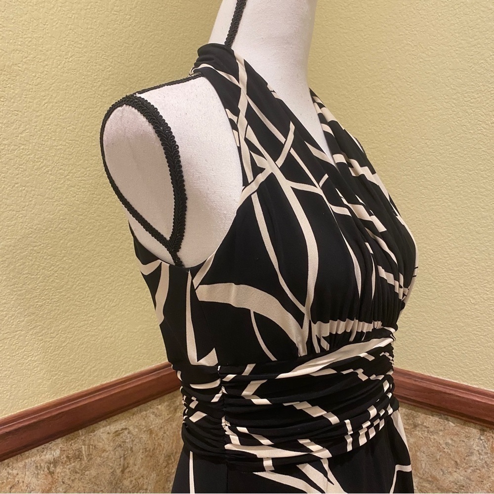 Jones Wear Dress Halter Midi Ruched Fit & Flare Slimming Black Cream Size 8 - Picture 5 of 9